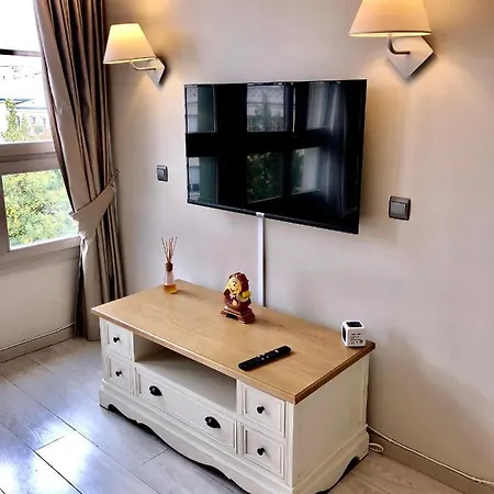 La Enchantee Disneyland Paris سيري