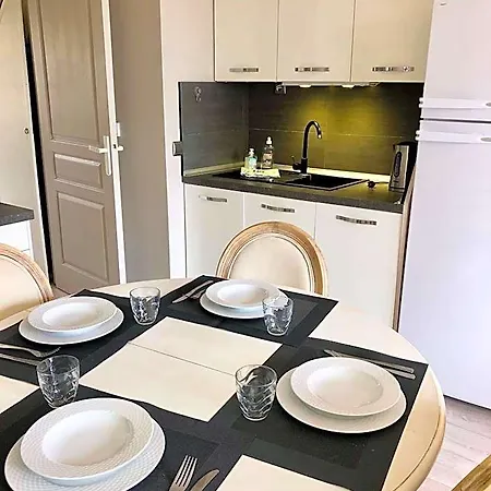 Hotel apartamentowy La Enchantee Disneyland Paris