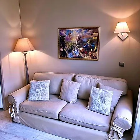 La Enchantee Disneyland Paris 公寓式酒店 塞里斯